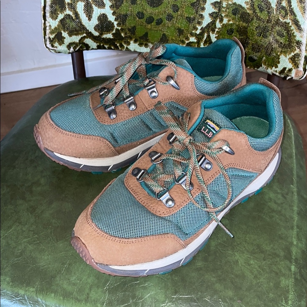 L.L. Bean Women’s Mountain Classic hiking shoe size 7